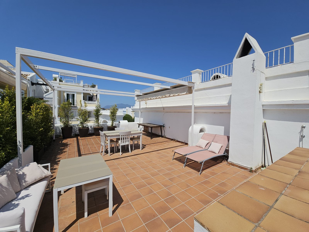 Geschakelde Woning te koop in Aloha | 3 slaapkamers H5064592
