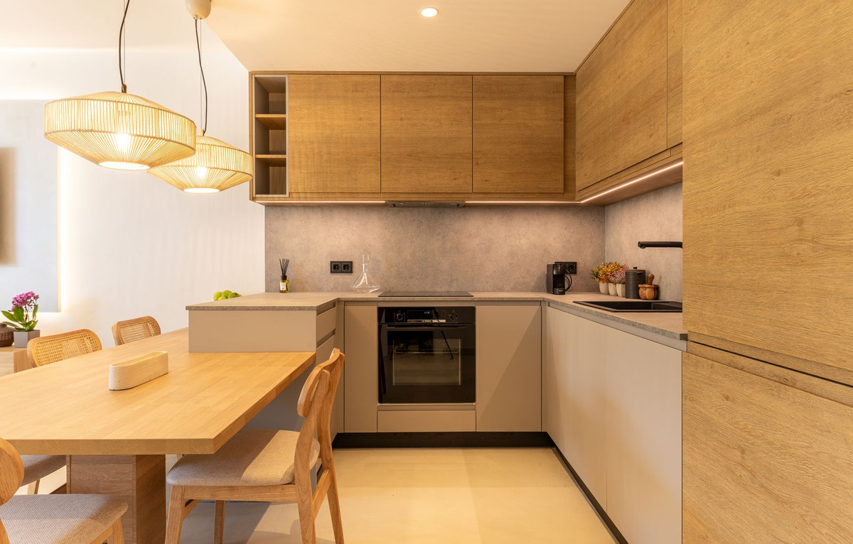 Huis te koop in Aloha | 3 slaapkamers H5076421