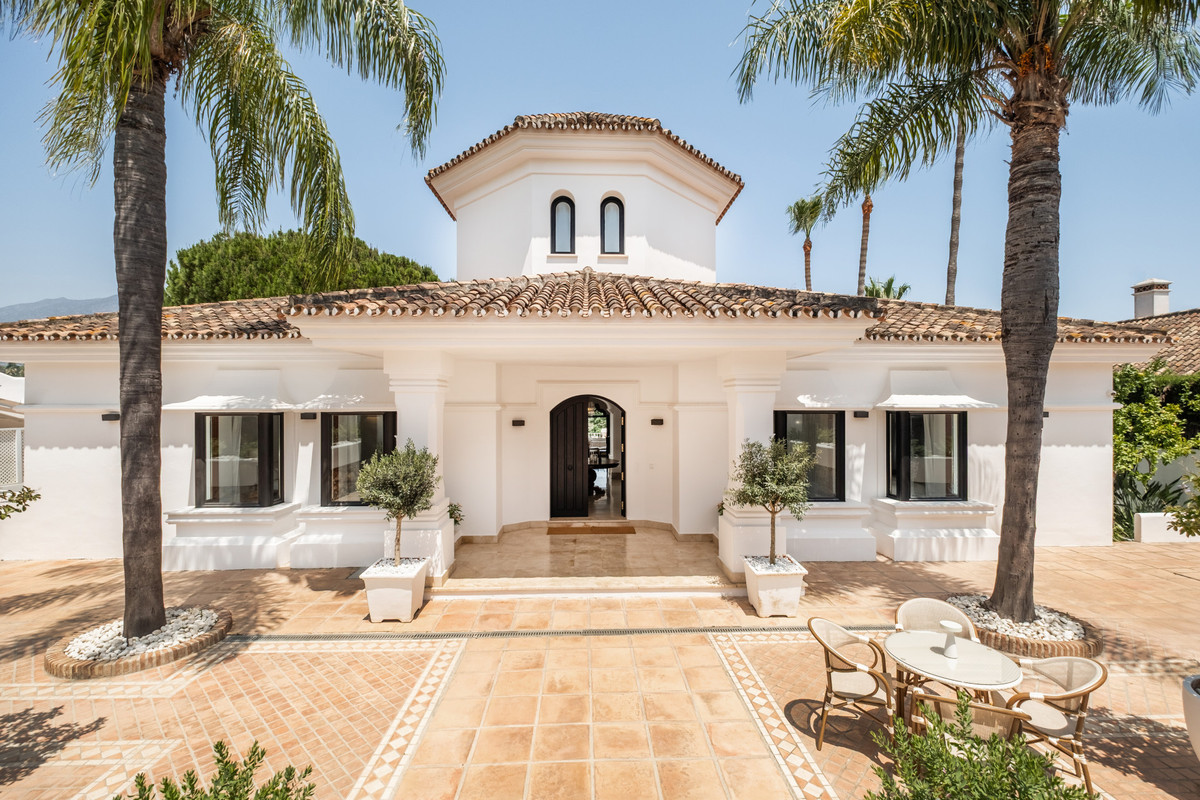 Vrijstaande Villa te koop in Aloha | 7 slaapkamers H5127520