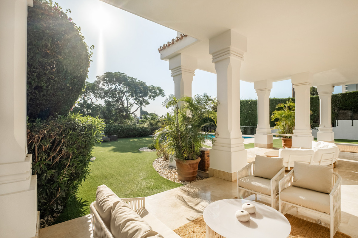 Vrijstaande Villa te koop in Aloha | 7 slaapkamers H5127520