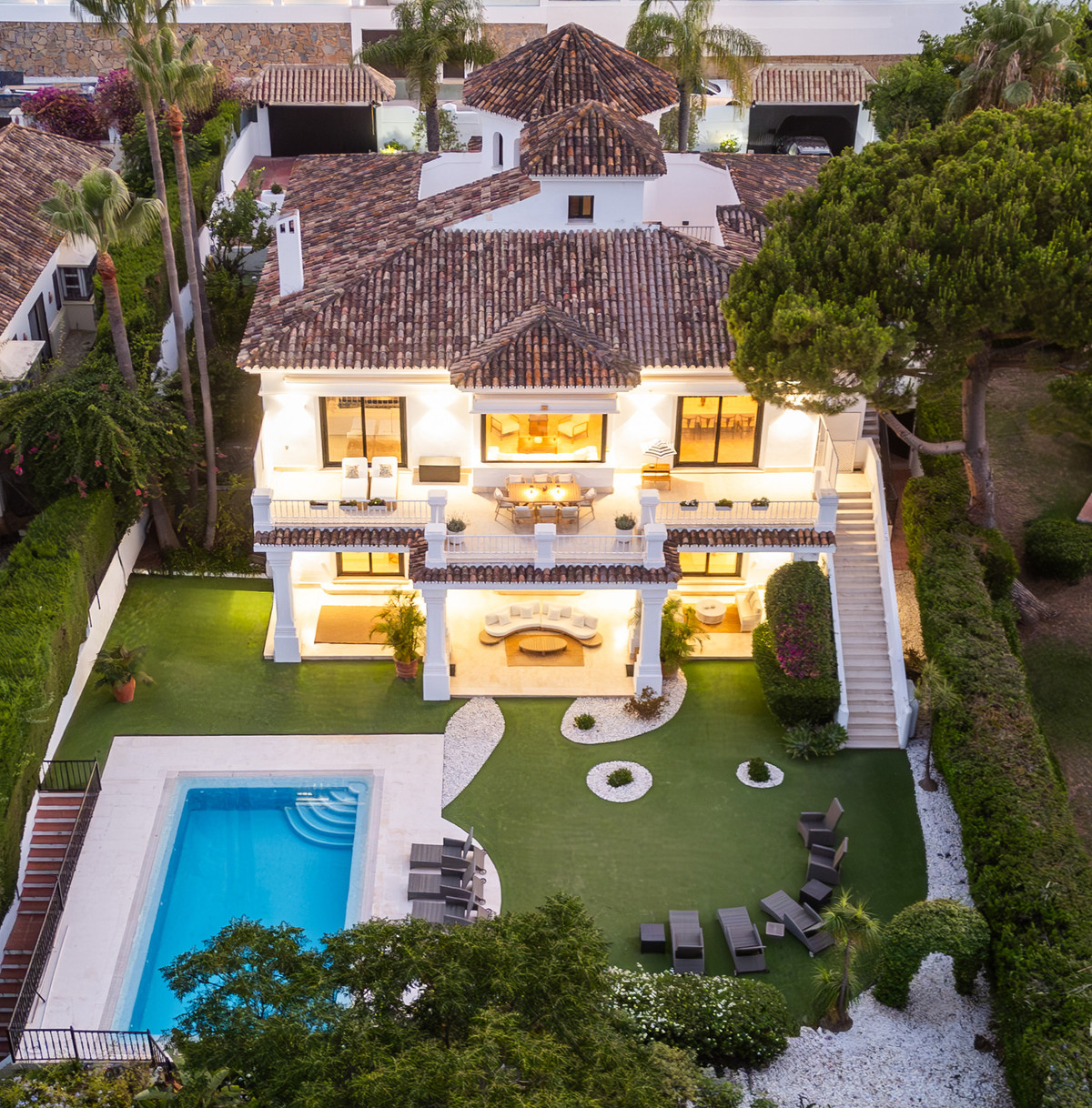 Vrijstaande Villa te koop in Aloha | 7 slaapkamers H5127520
