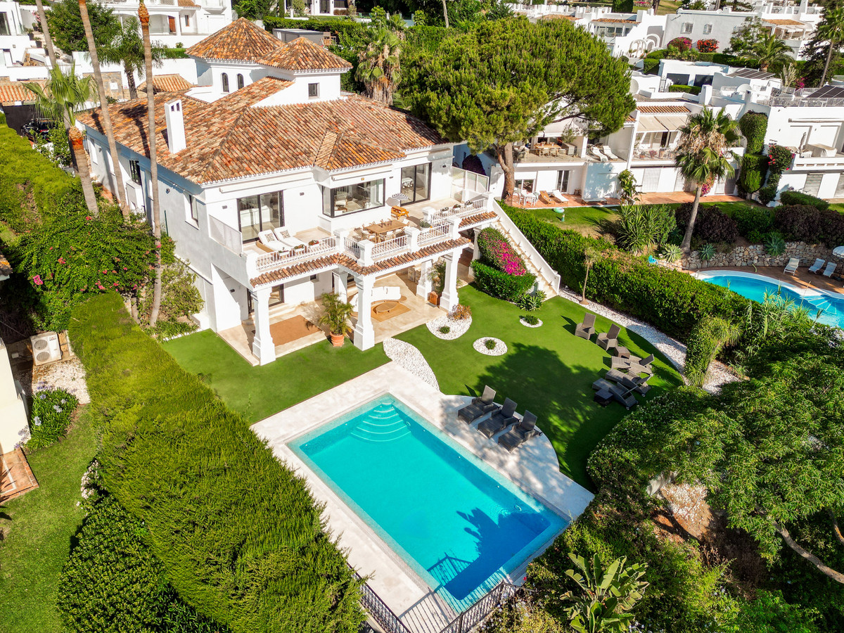 Vrijstaande Villa te koop in Aloha | 7 slaapkamers H5127520