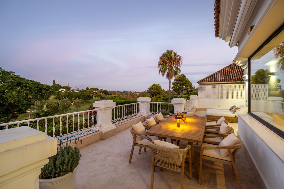 Vrijstaande Villa te koop in Aloha | 7 slaapkamers H5127520