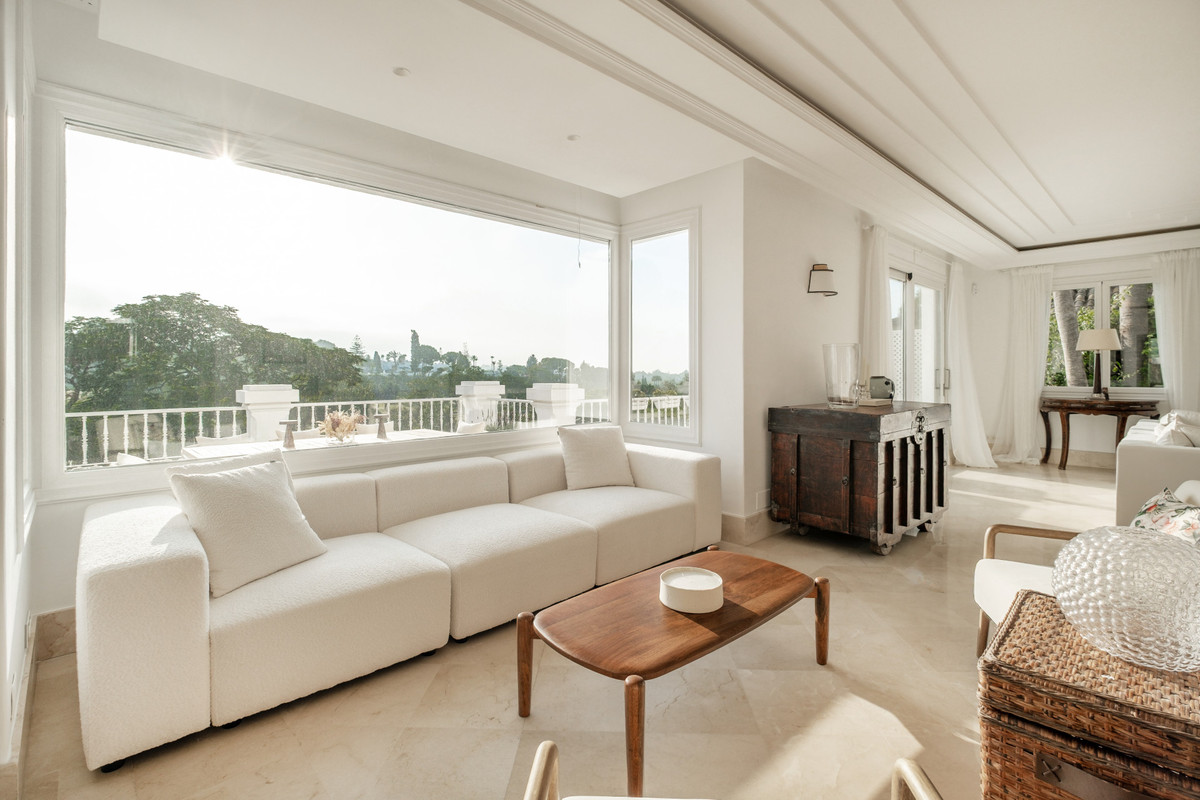 Vrijstaande Villa te koop in Aloha | 7 slaapkamers H5127520