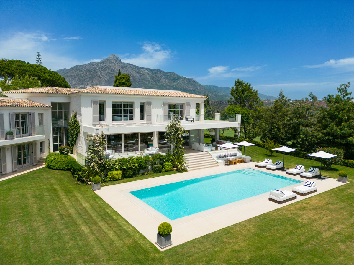 Vrijstaande Villa te koop in Aloha | 6 slaapkamers H5153119