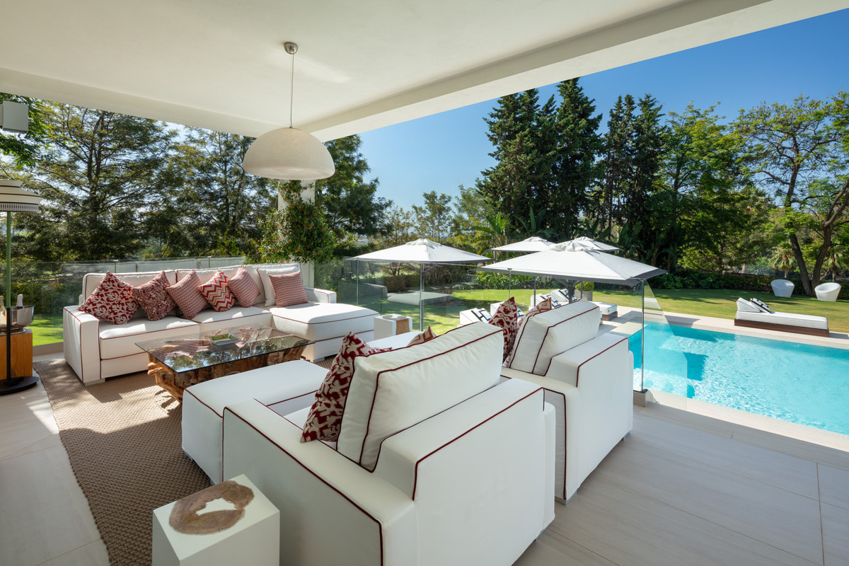 Vrijstaande Villa te koop in Aloha | 6 slaapkamers H5153119