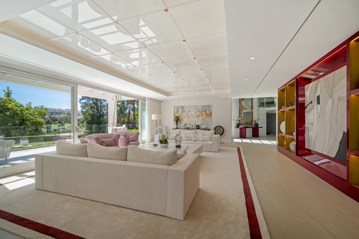 Vrijstaande Villa te koop in Aloha | 6 slaapkamers H5153119