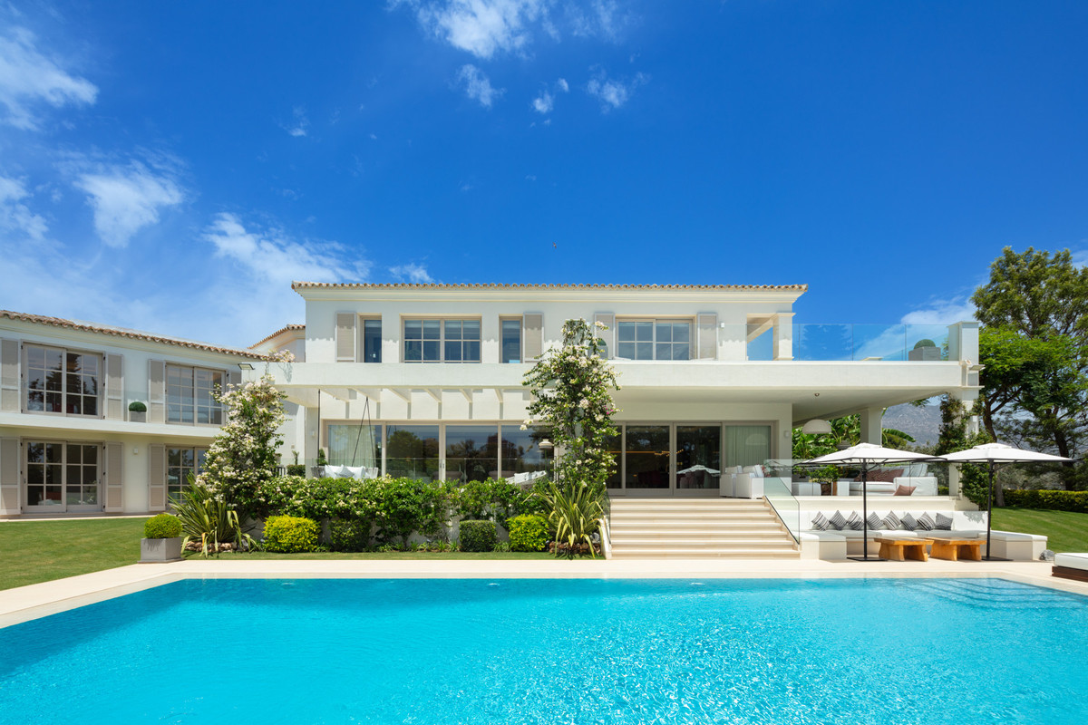 Vrijstaande Villa te koop in Aloha | 6 slaapkamers H5153119