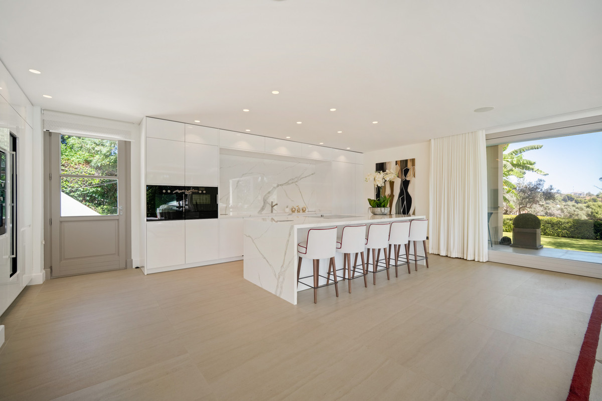 Vrijstaande Villa te koop in Aloha | 6 slaapkamers H5153119
