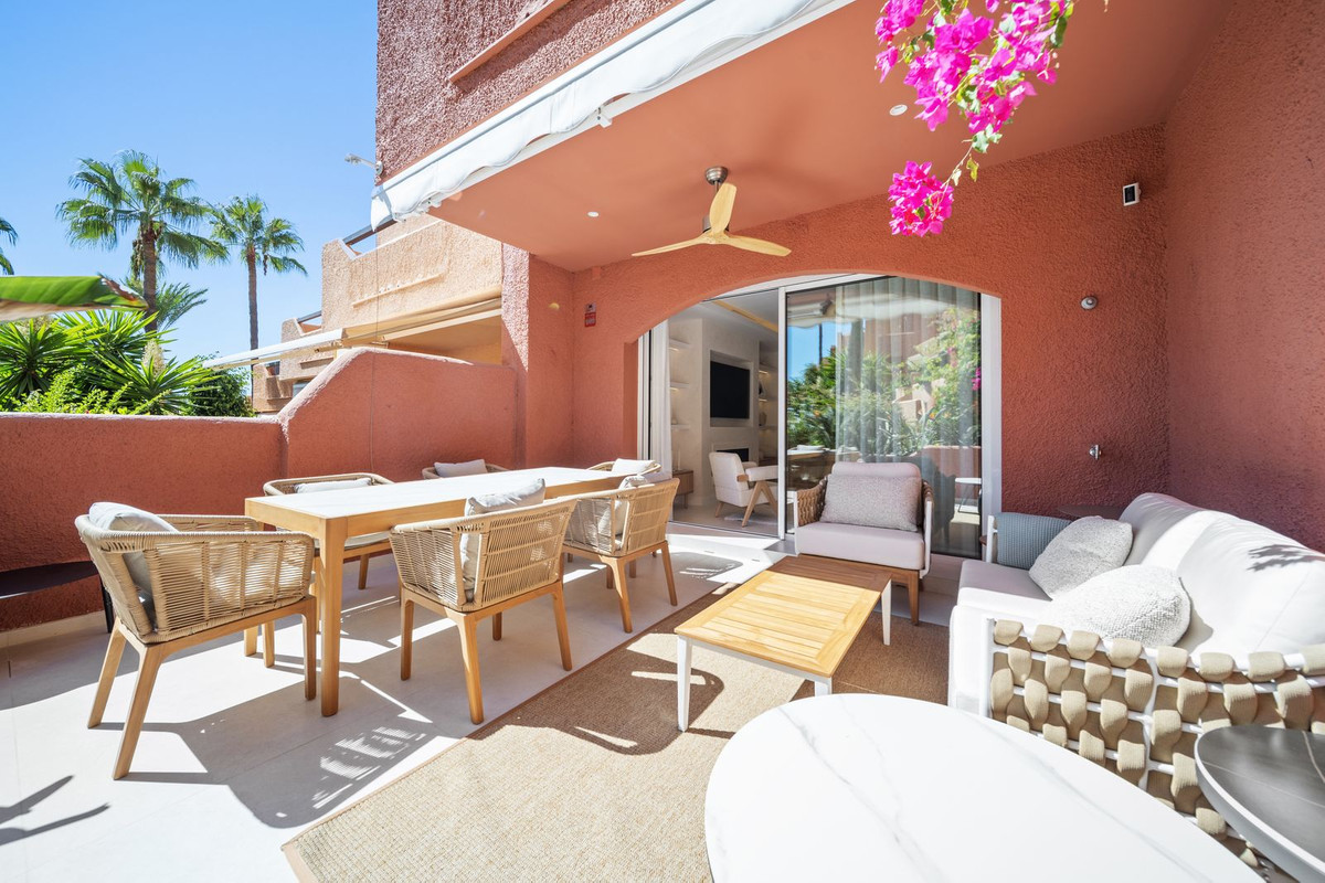 Geschakelde Woning te koop in Aloha | 3 slaapkamers H5167342