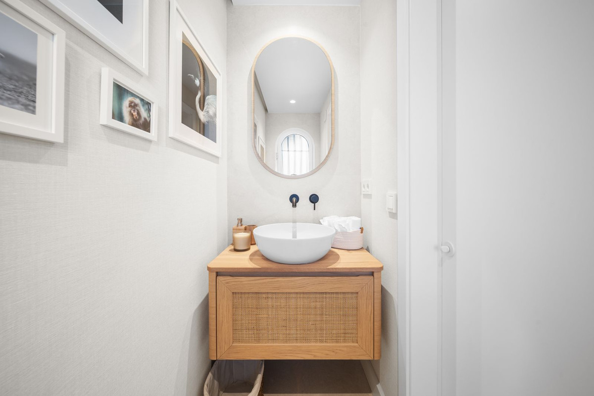 Geschakelde Woning te koop in Aloha | 3 slaapkamers H5167342