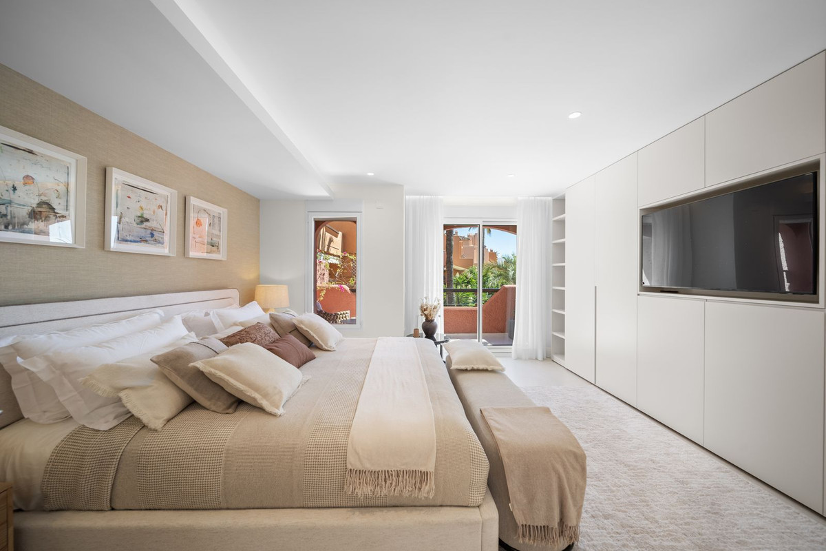 Geschakelde Woning te koop in Aloha | 3 slaapkamers H5167342