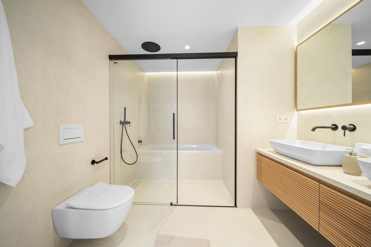 Geschakelde Woning te koop in Aloha | 3 slaapkamers H5167342