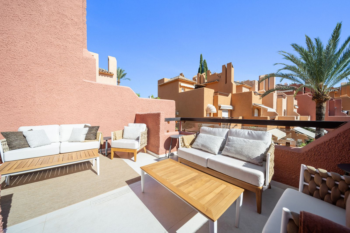 Geschakelde Woning te koop in Aloha | 3 slaapkamers H5167342