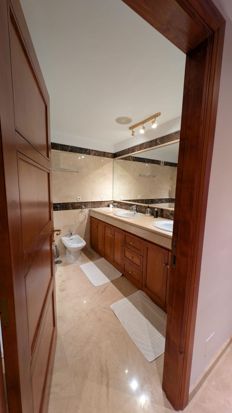 Vrijstaande Villa te koop in Aloha | 7 slaapkamers H5211865