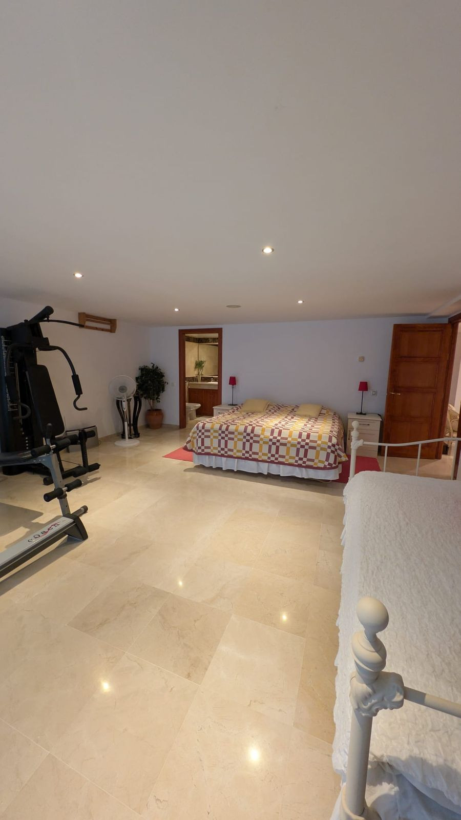 Vrijstaande Villa te koop in Aloha | 7 slaapkamers H5211865