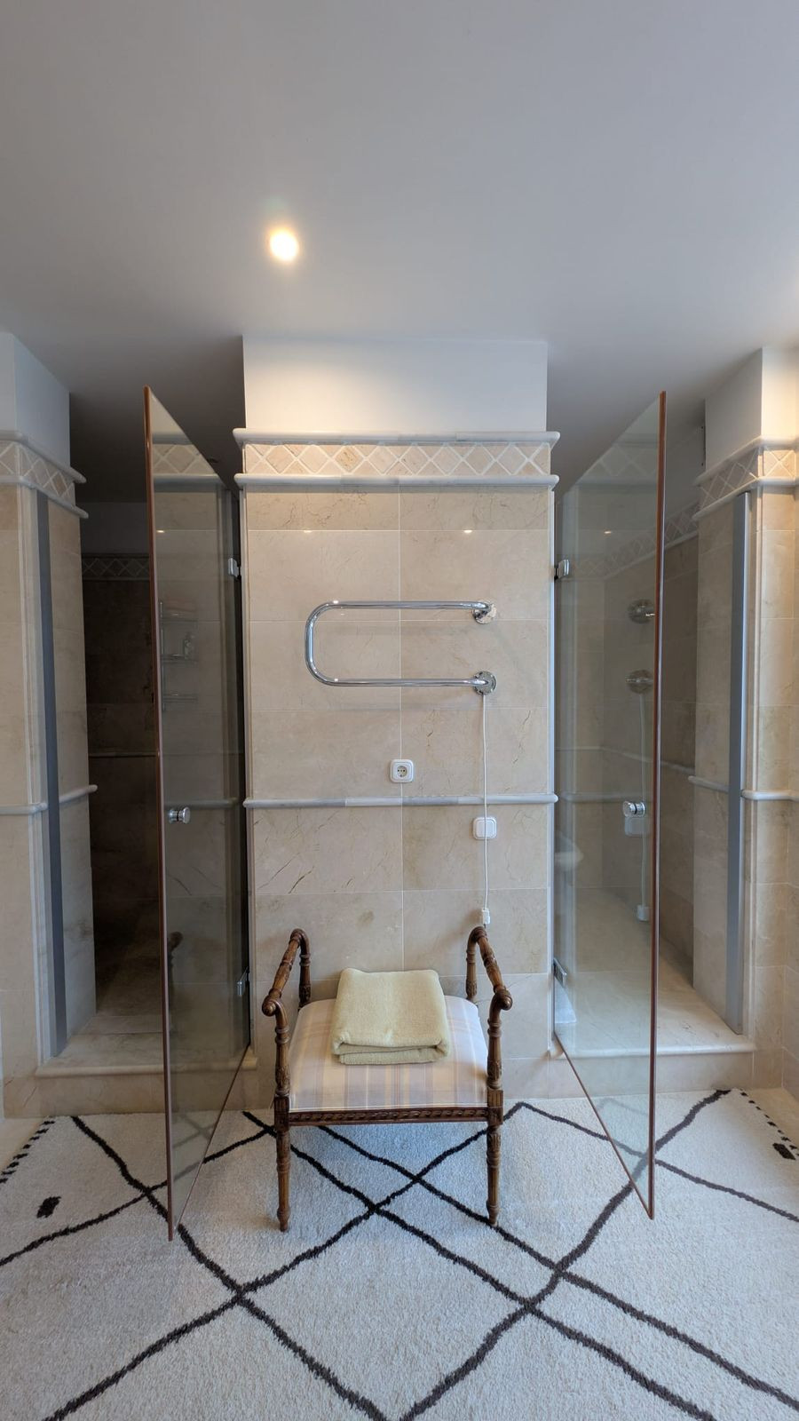 Vrijstaande Villa te koop in Aloha | 7 slaapkamers H5211865