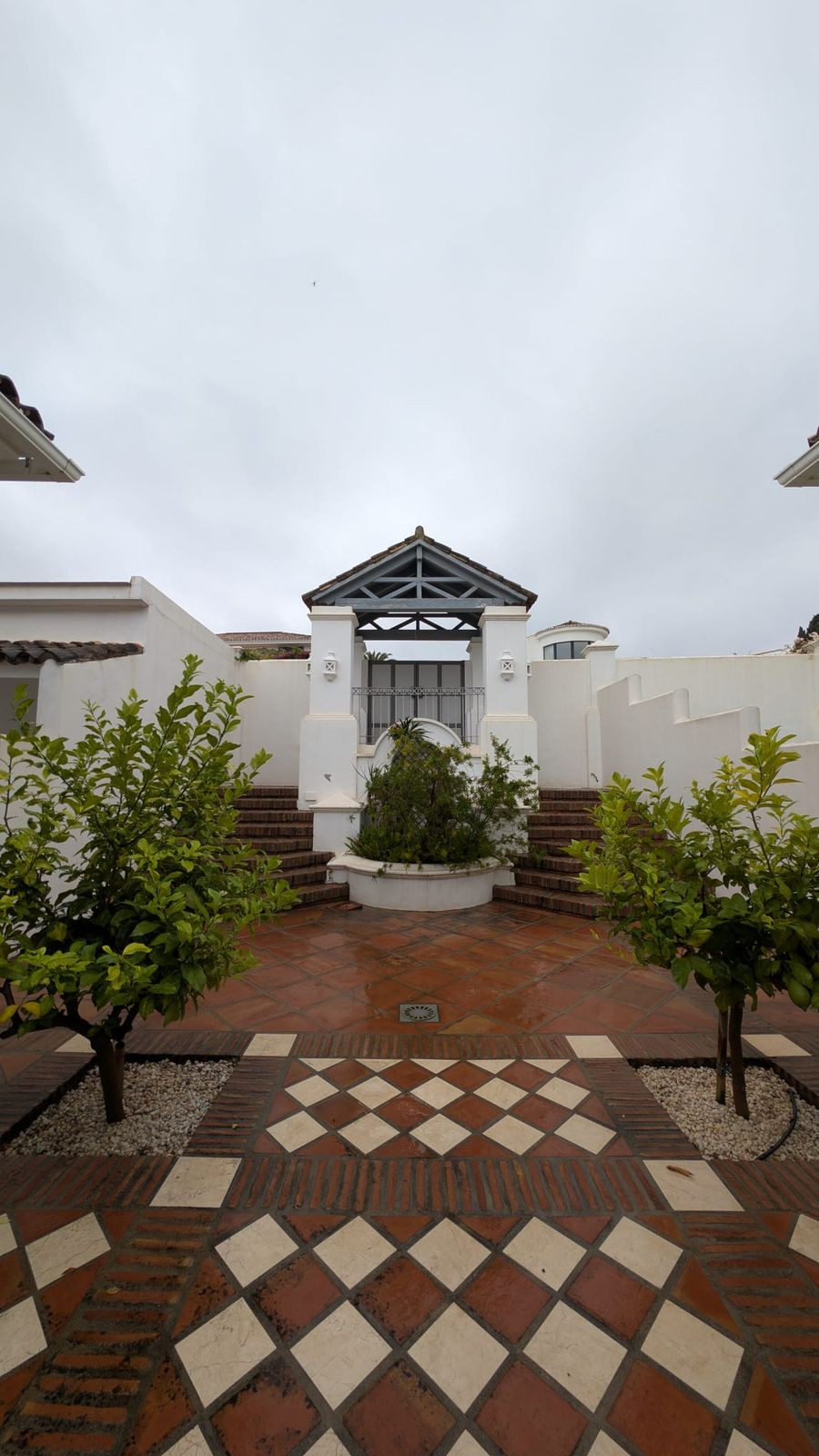 Vrijstaande Villa te koop in Aloha | 7 slaapkamers H5211865