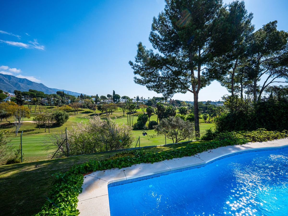 Vrijstaande Villa te koop in Aloha | 7 slaapkamers H5346514