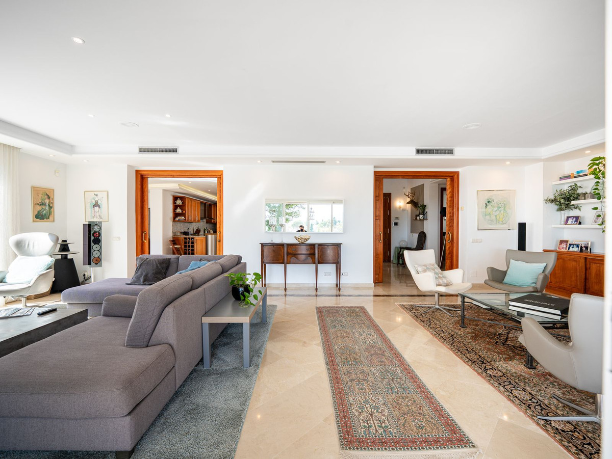 Vrijstaande Villa te koop in Aloha | 7 slaapkamers H5346514