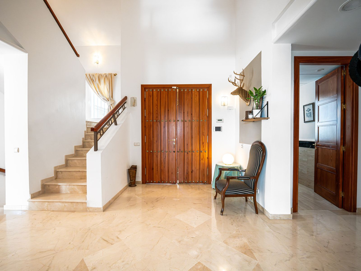 Vrijstaande Villa te koop in Aloha | 7 slaapkamers H5346514