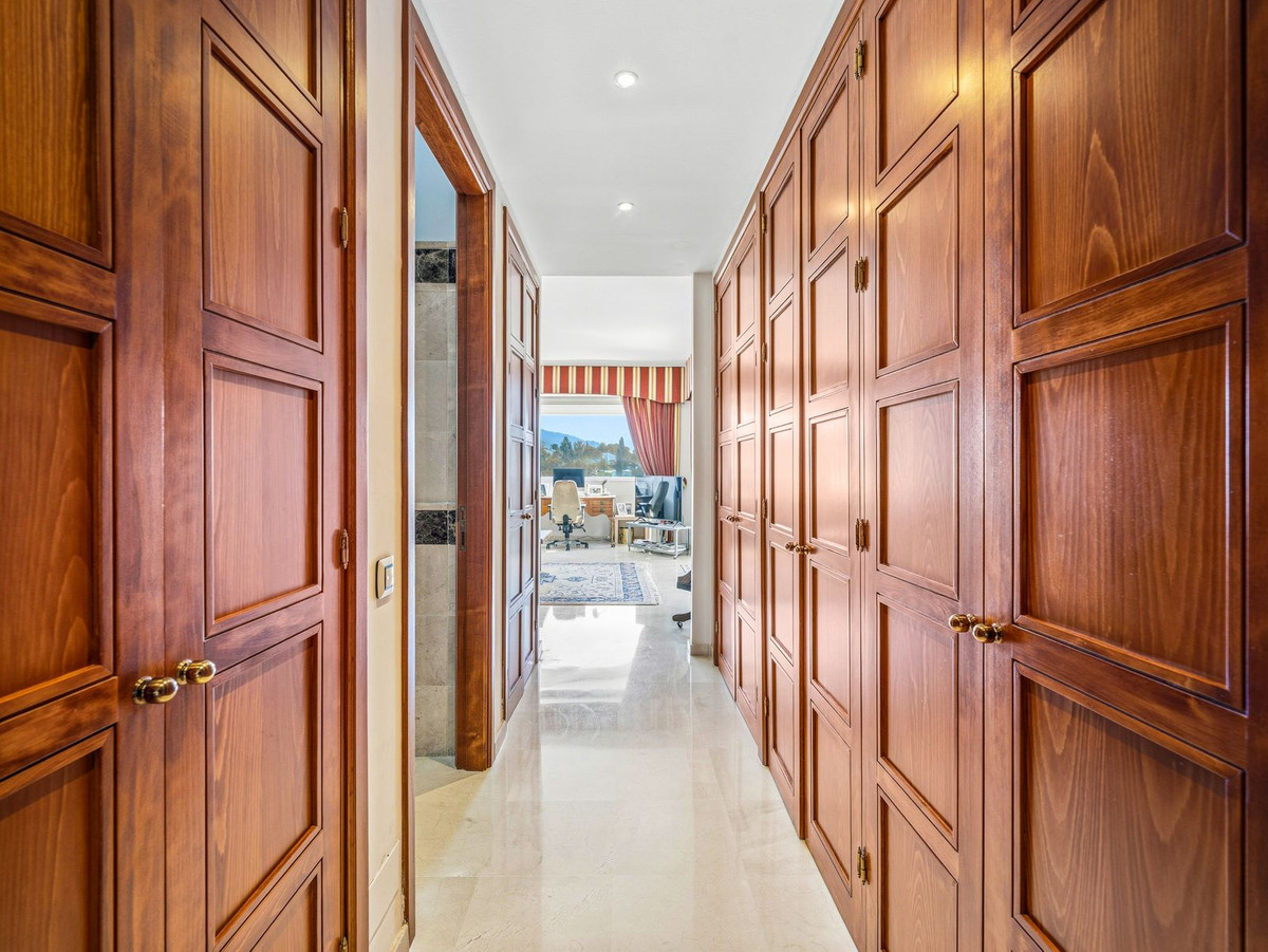 Vrijstaande Villa te koop in Aloha | 7 slaapkamers H5346514