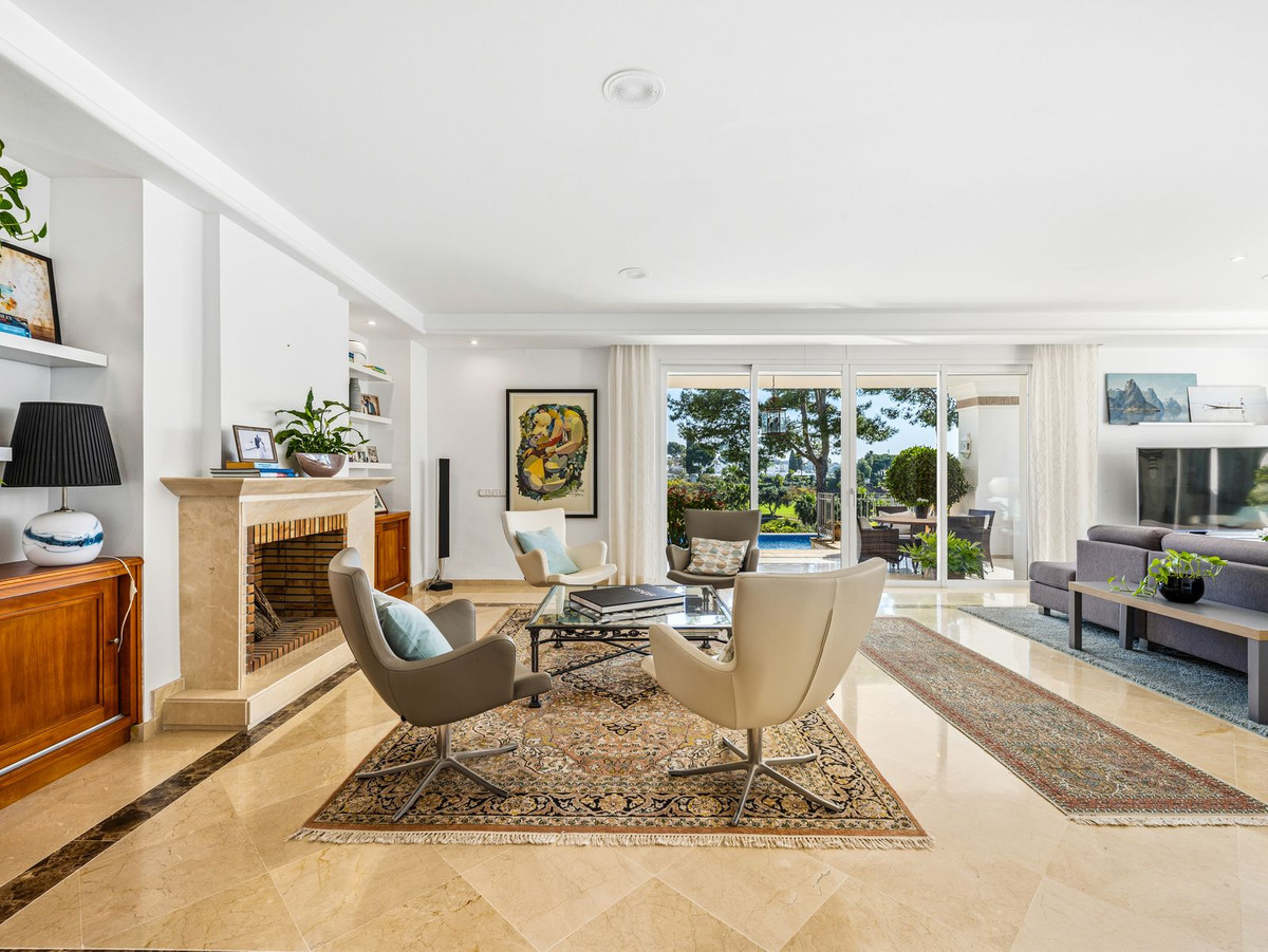 Vrijstaande Villa te koop in Aloha | 7 slaapkamers H5346514