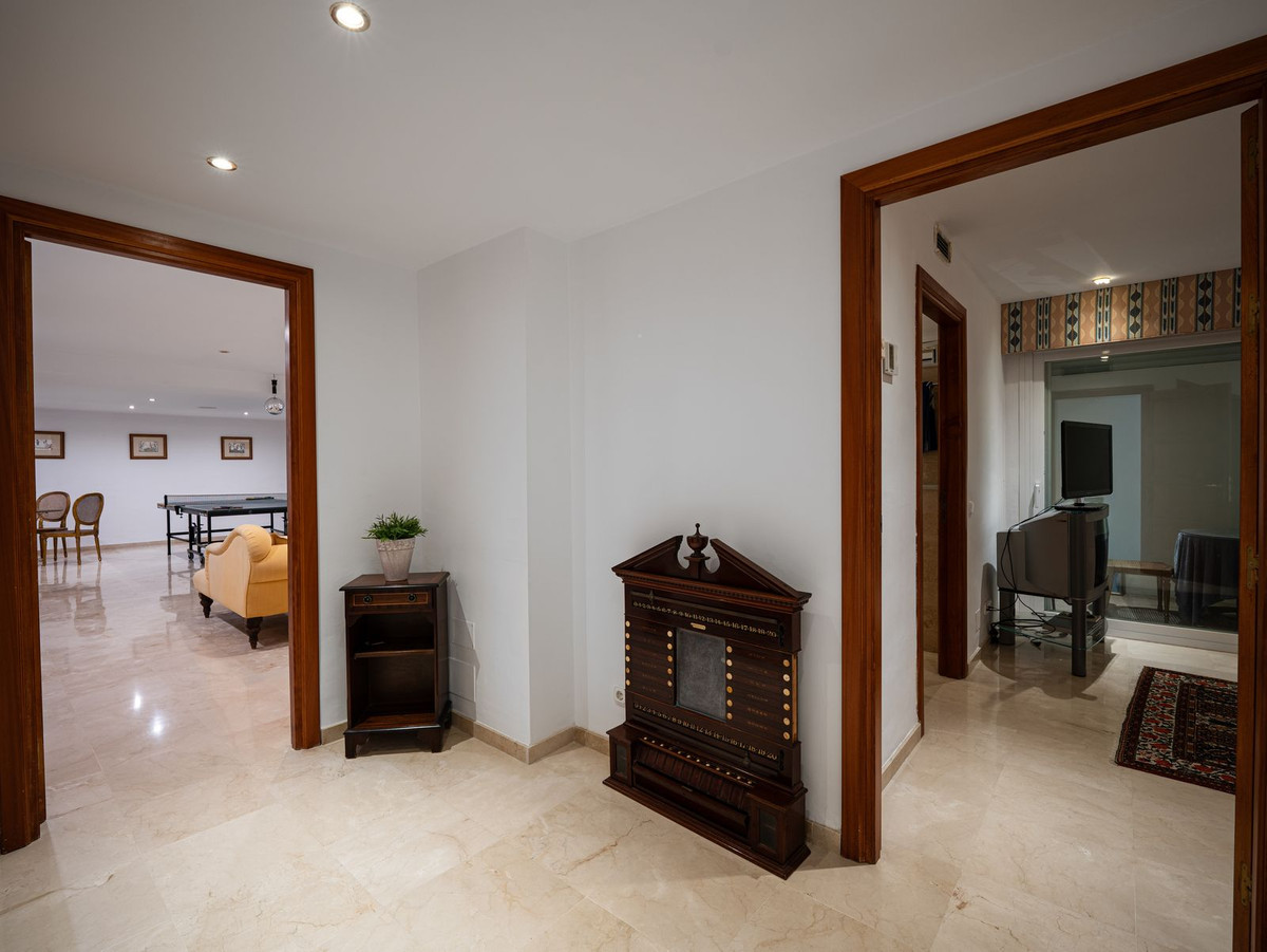 Vrijstaande Villa te koop in Aloha | 7 slaapkamers H5346514