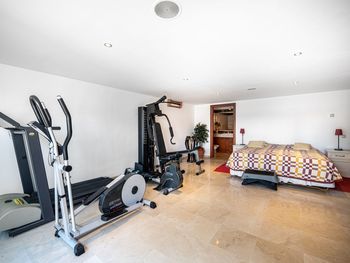 Vrijstaande Villa te koop in Aloha | 7 slaapkamers H5346514