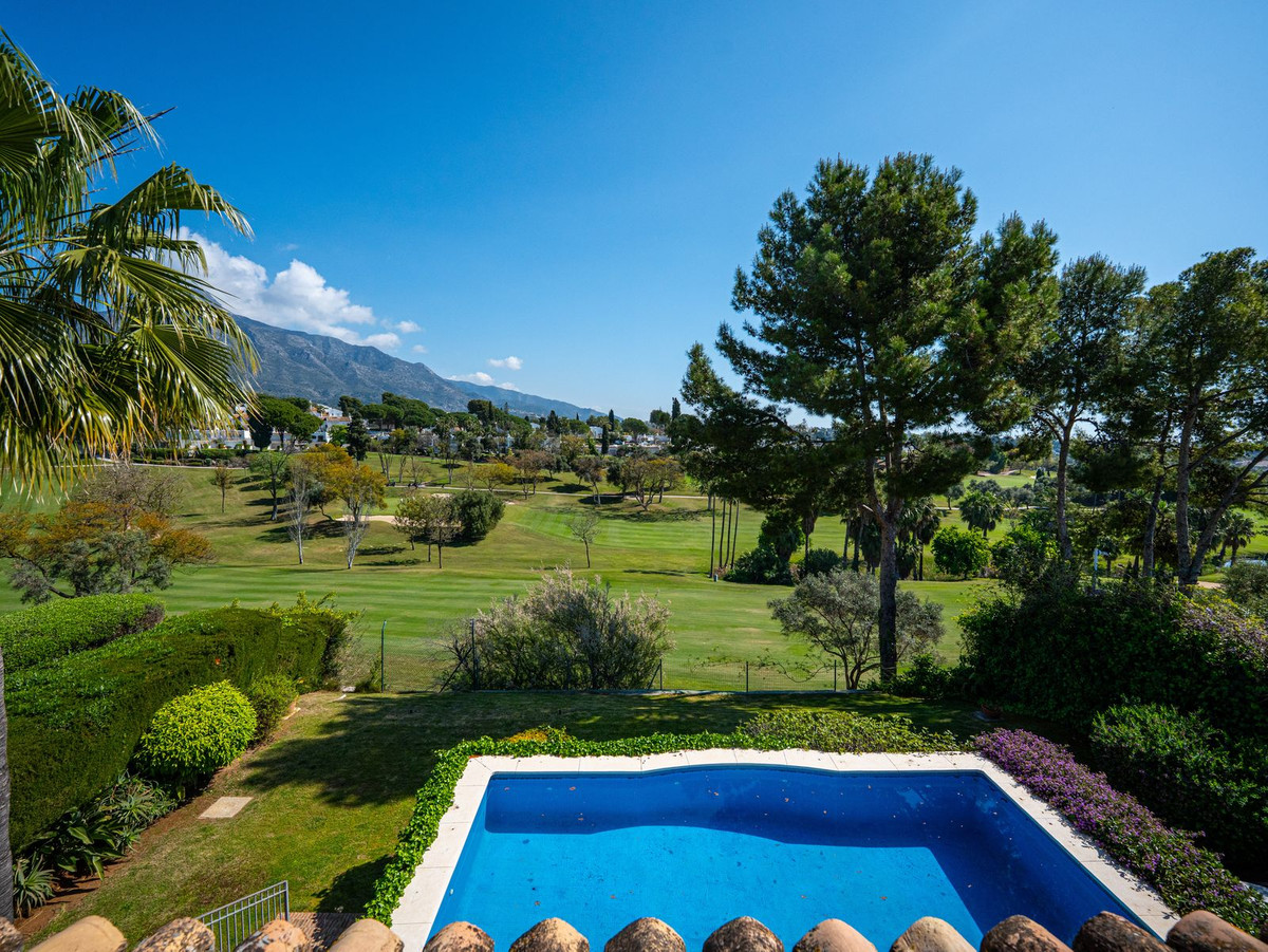 Vrijstaande Villa te koop in Aloha | 7 slaapkamers H5346514