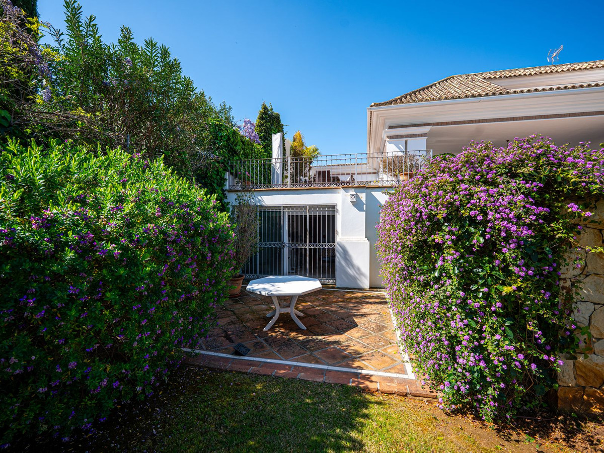 Vrijstaande Villa te koop in Aloha | 7 slaapkamers H5346514