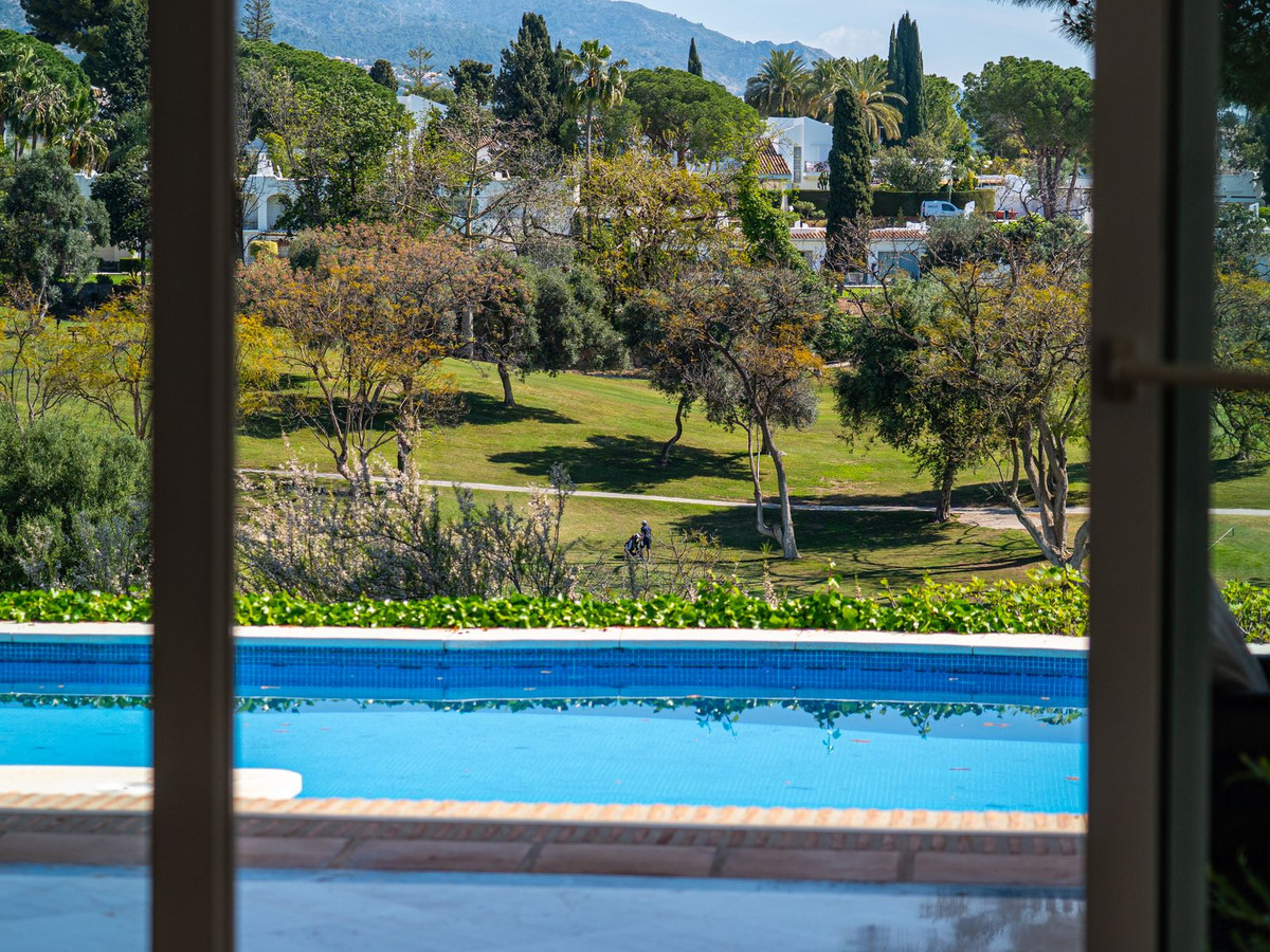 Vrijstaande Villa te koop in Aloha | 7 slaapkamers H5346514