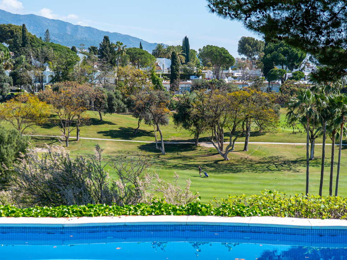 Vrijstaande Villa te koop in Aloha | 7 slaapkamers H5346514