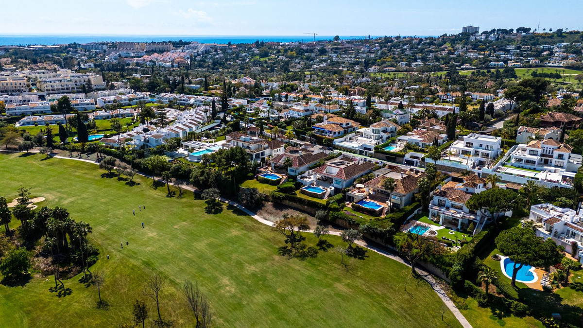 Vrijstaande Villa te koop in Aloha | 7 slaapkamers H5346514