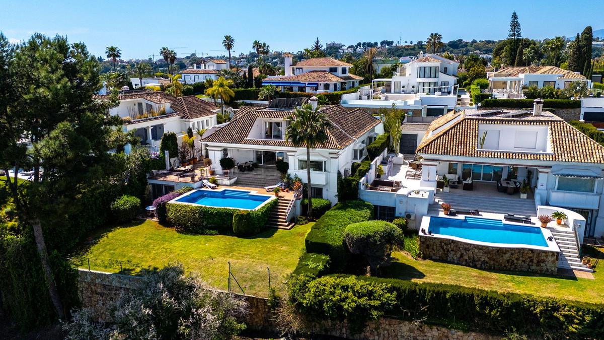 Vrijstaande Villa te koop in Aloha | 7 slaapkamers H5346514