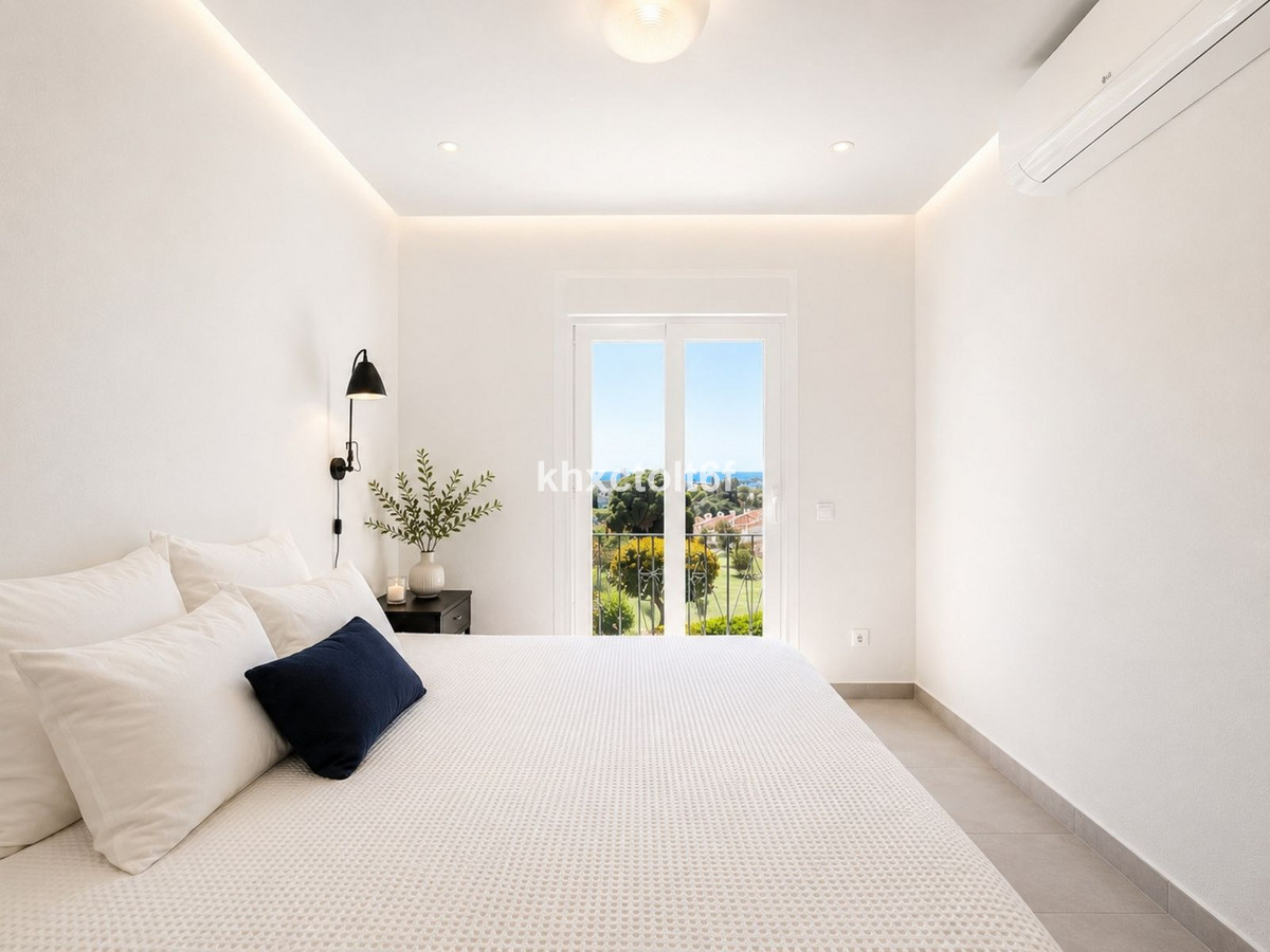 Geschakelde Woning te koop in Aloha | 3 slaapkamers H5392459