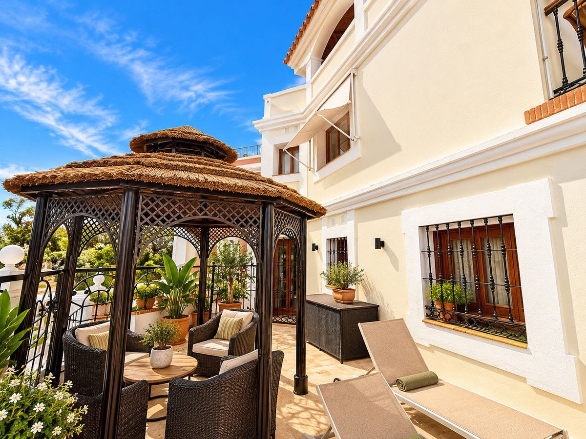 Huis te koop in Aloha | 4 slaapkamers H5515909
