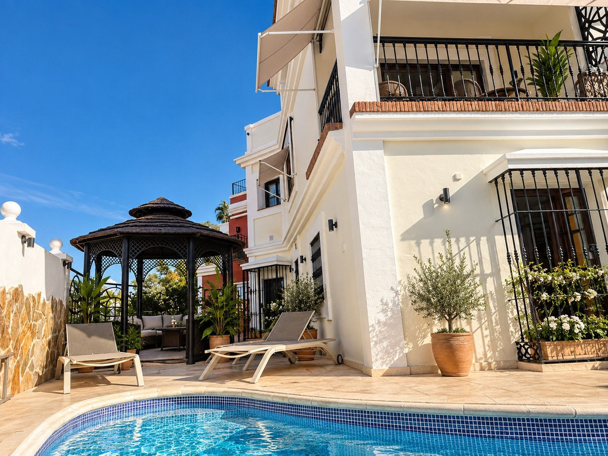 Huis te koop in Aloha | 4 slaapkamers H5515909