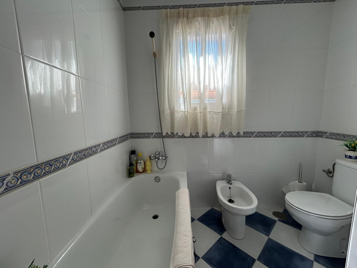 Detached Villa te koop in Alora | 2 slaapkamers H5044603