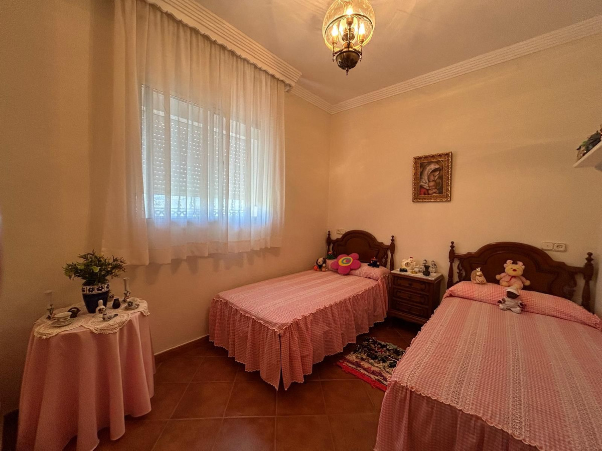 Detached Villa te koop in Alora | 2 slaapkamers H5044603