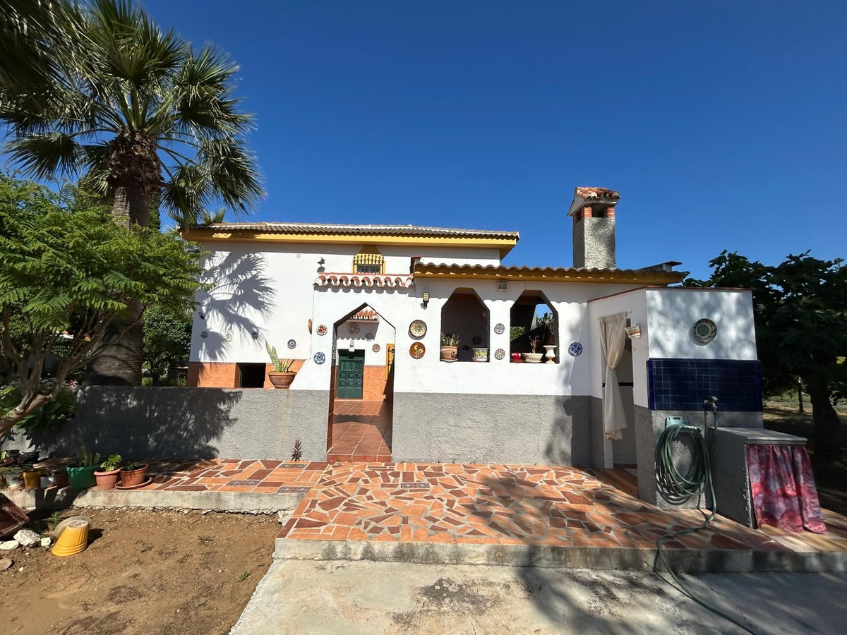 Detached Villa te koop in Alora | 2 slaapkamers H5044603