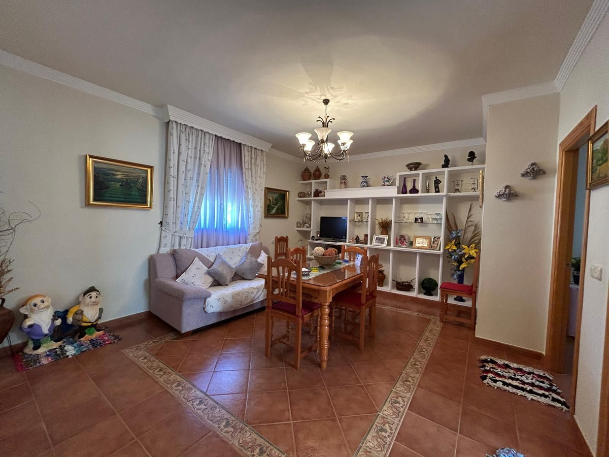 Detached Villa te koop in Alora | 2 slaapkamers H5044603