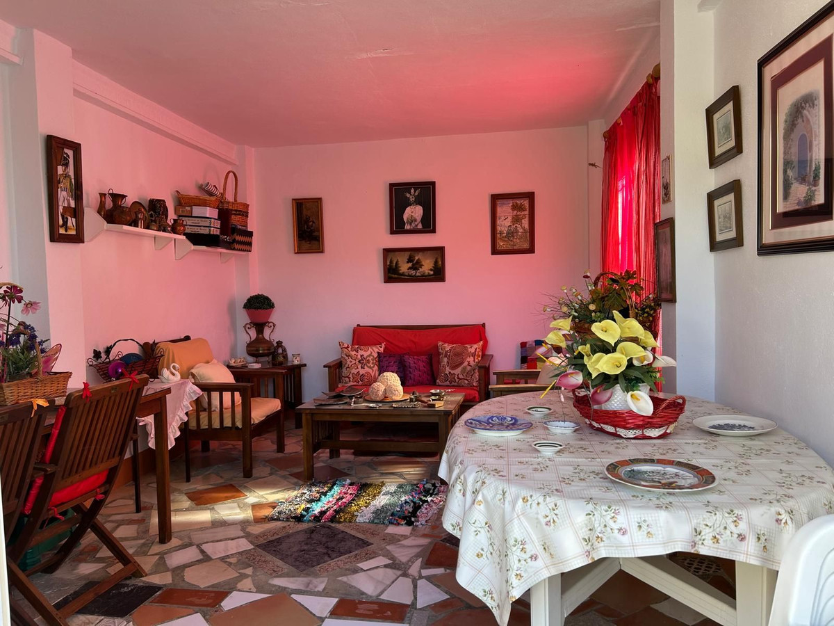 Detached Villa te koop in Alora | 2 slaapkamers H5044603