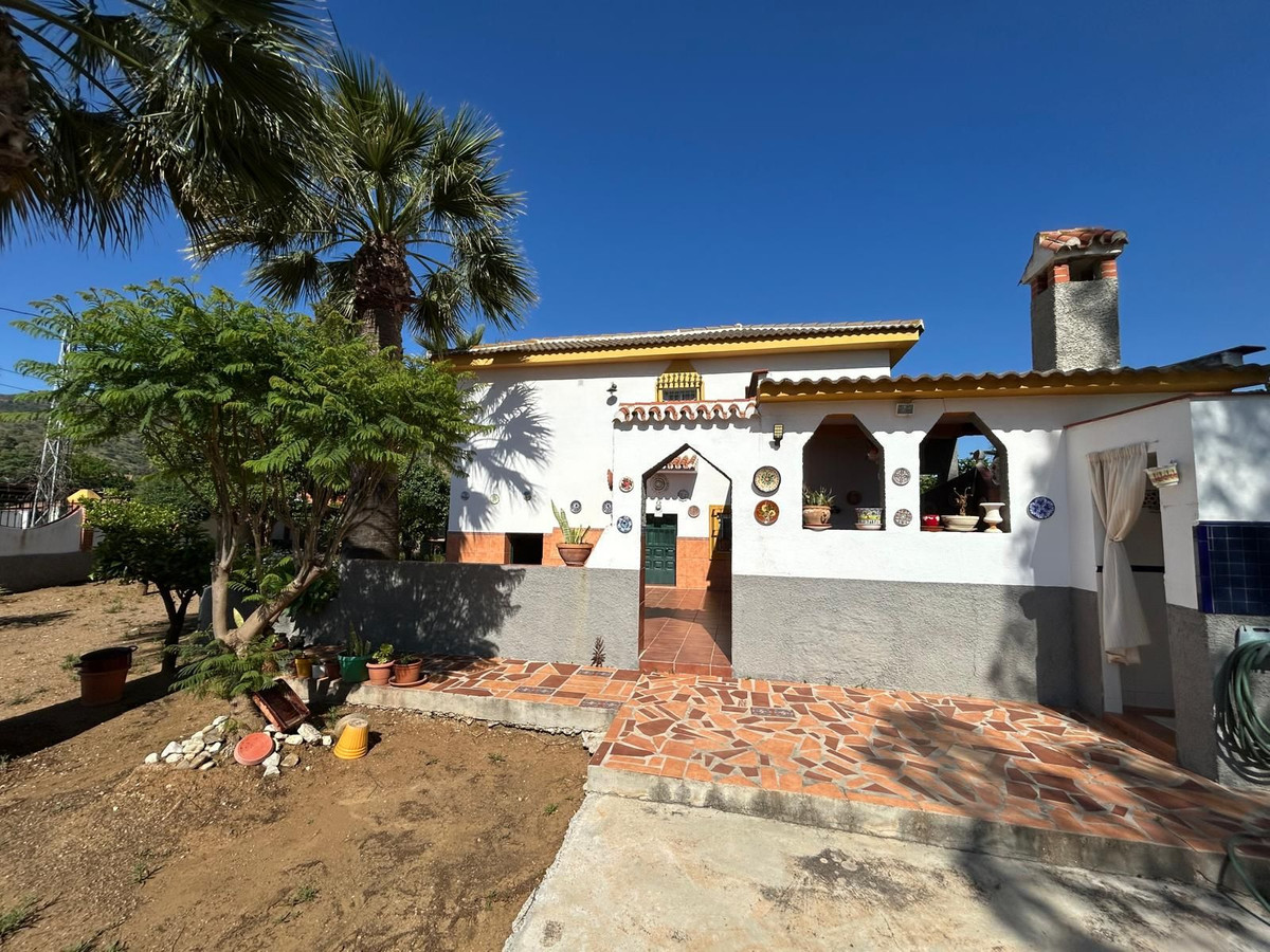 Detached Villa te koop in Alora | 2 slaapkamers H5044603