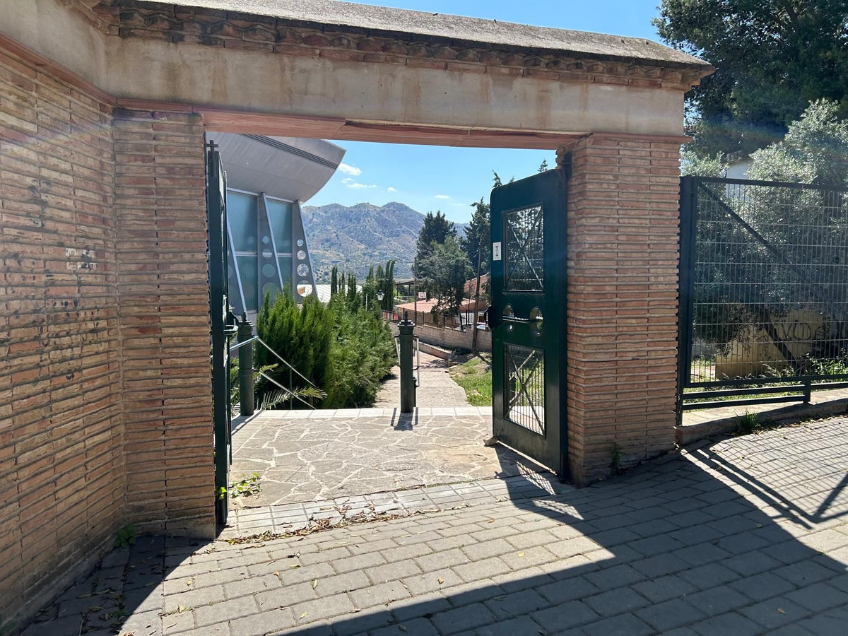 Detached Villa te koop in Alora | 2 slaapkamers H5044603