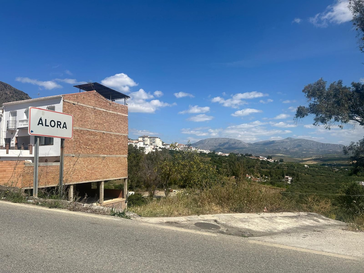 Detached Villa te koop in Alora | 2 slaapkamers H5044603