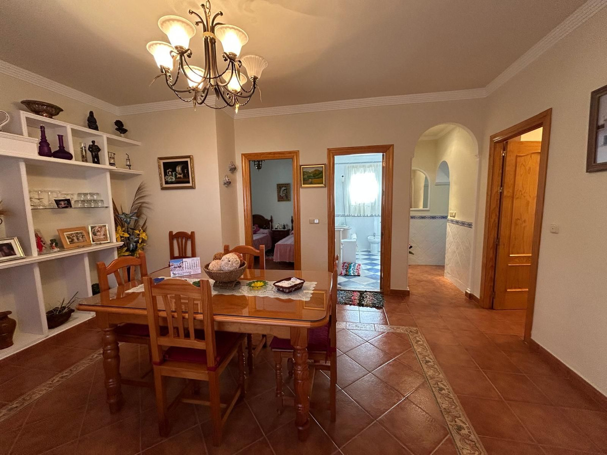 Detached Villa te koop in Alora | 2 slaapkamers H5044603