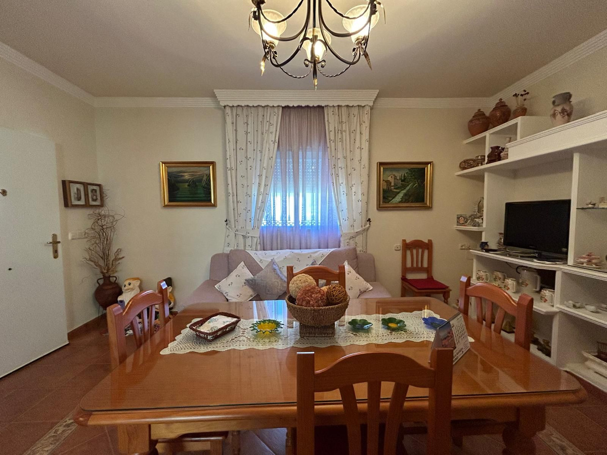 Detached Villa te koop in Alora | 2 slaapkamers H5044603