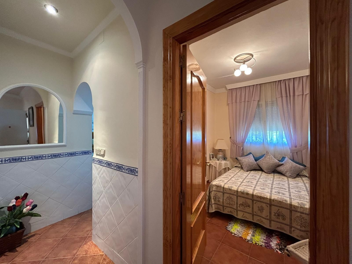 Detached Villa te koop in Alora | 2 slaapkamers H5044603
