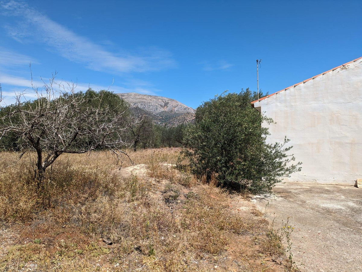 Finca - Cortijo te koop in Alora | 4 slaapkamers H5046790